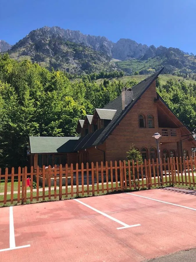 Hotel Valbona Tdc Bajram Curri Ξενοδοχείο με διαμερίσματα