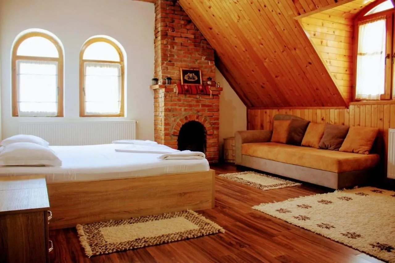 Ξενοδοχείο με διαμερίσματα Hotel Valbona Tdc Bajram Curri