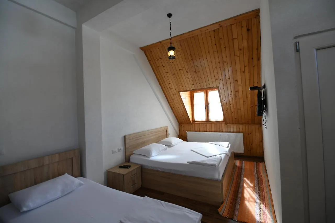 Ξενοδοχείο με διαμερίσματα Hotel Valbona Tdc Bajram Curri Αλβανία