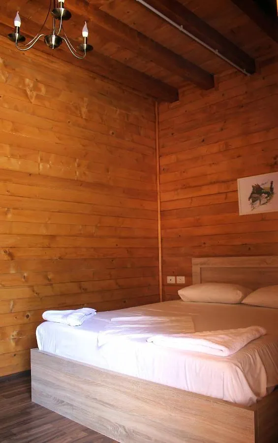 Ξενοδοχείο με διαμερίσματα Hotel Valbona Tdc Bajram Curri