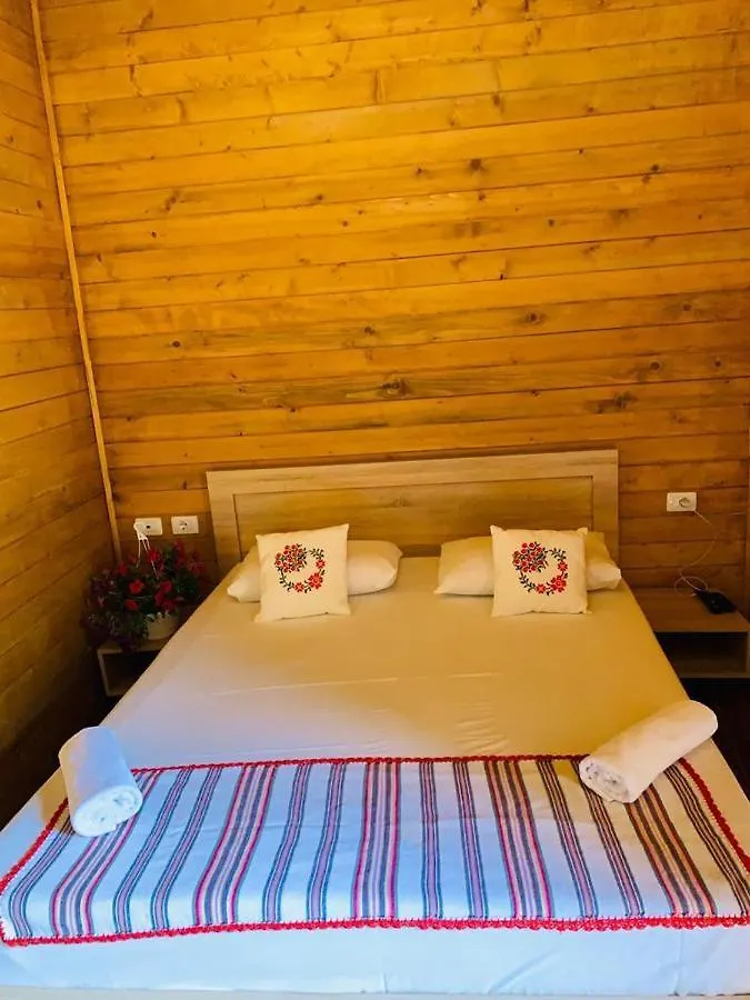 Ξενοδοχείο με διαμερίσματα Hotel Valbona Tdc Bajram Curri